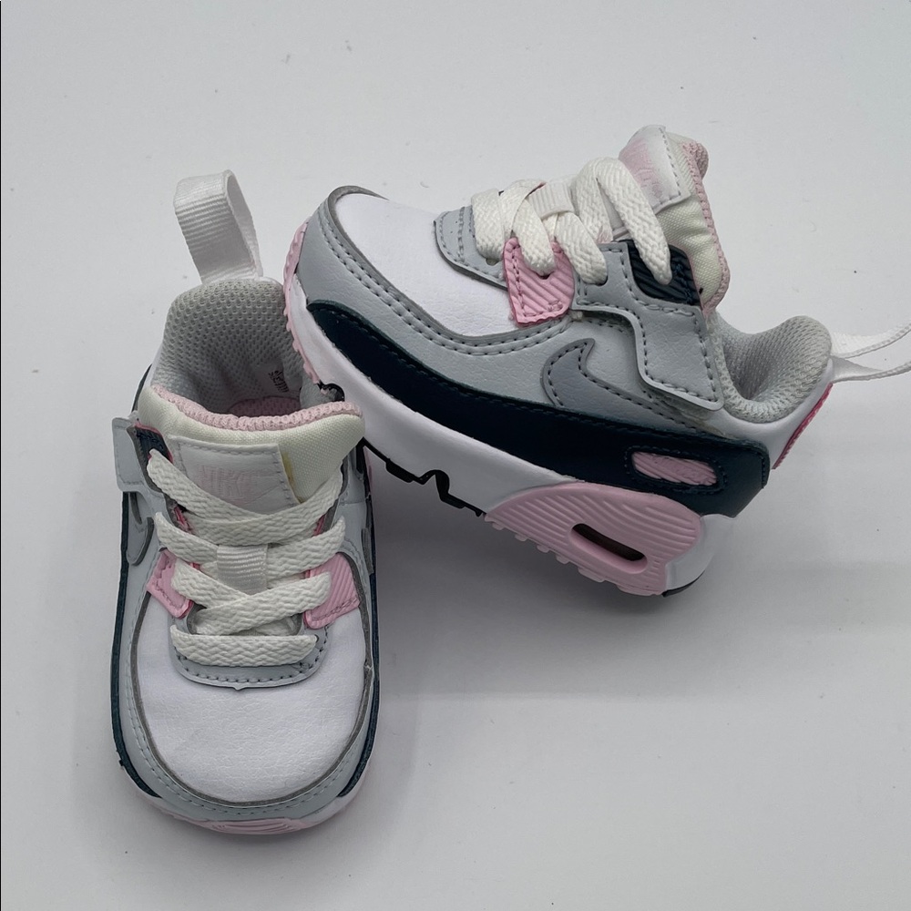 Nike White Pink Gray Newborn Girl Size 2C Sneakers Cute! Like new